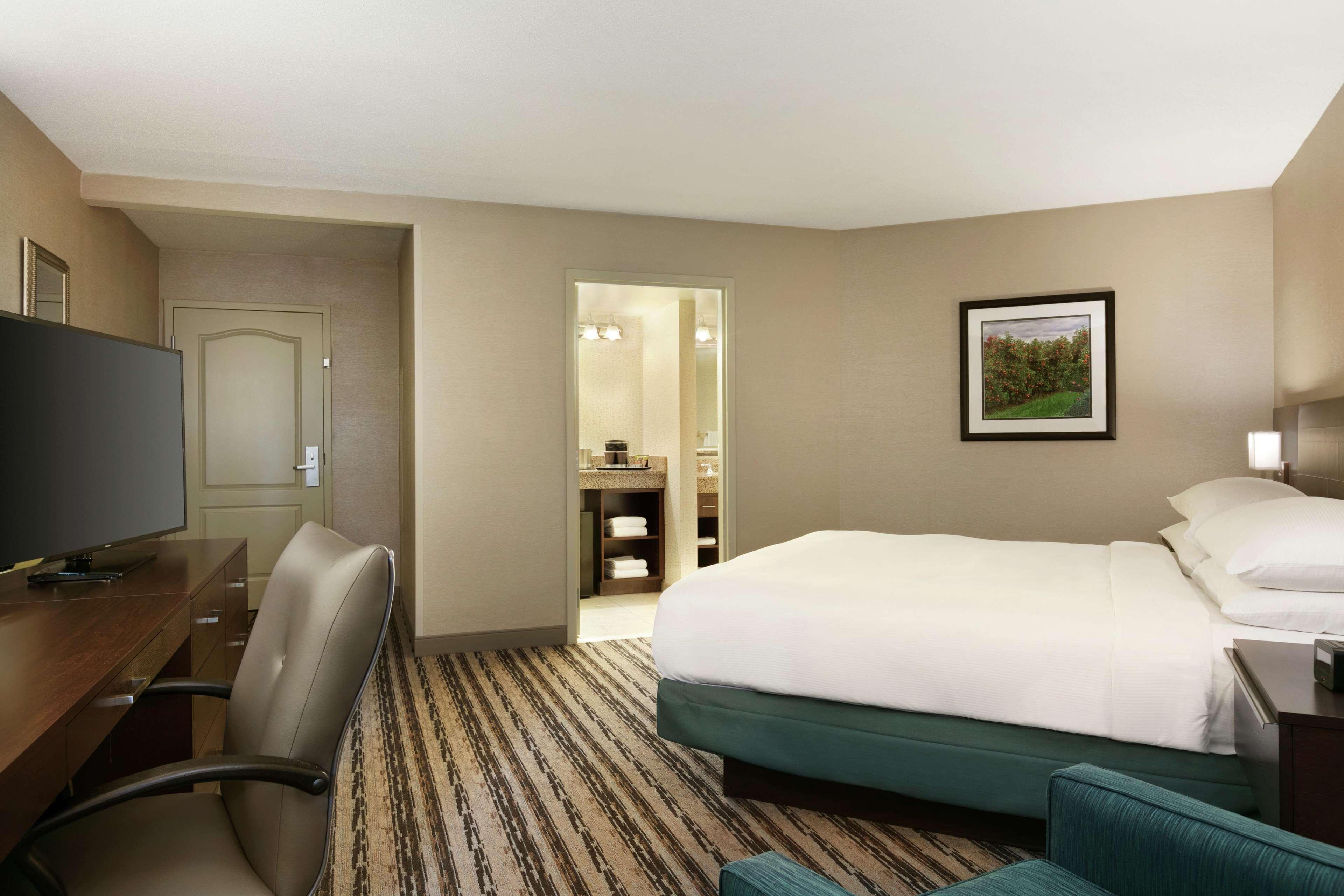 Doubletree Resort By Hilton Lancaster Willow Street Eksteriør billede
