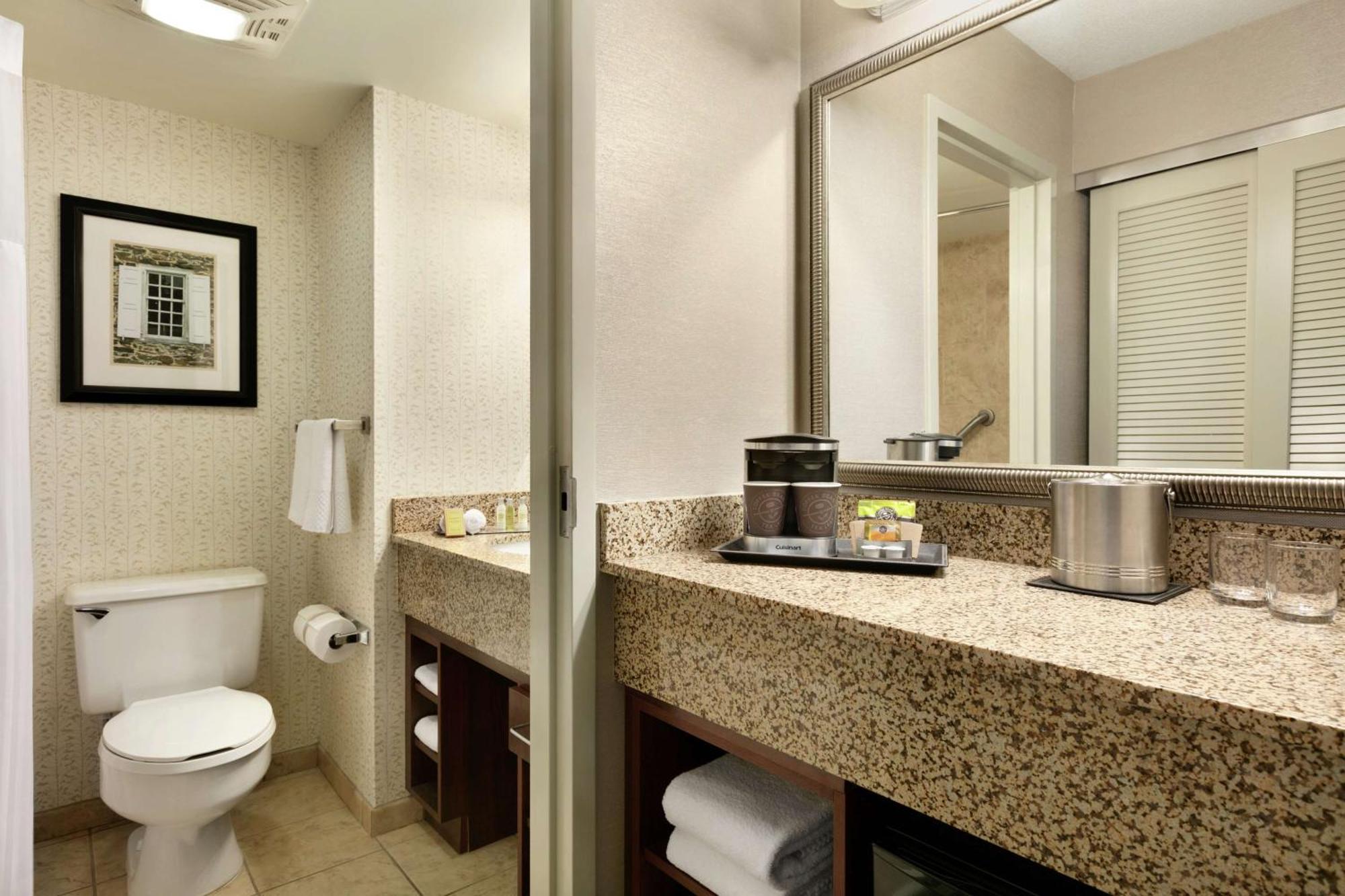 Doubletree Resort By Hilton Lancaster Willow Street Eksteriør billede